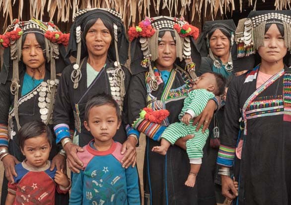 Explore Northern Laos Tours-Luang Prabang-Nongkhiau-Namkat yorlapa- Phongsaly-Luang Namtha-Muangsing-Houay Xai-Pak Beng-Luang Prabang