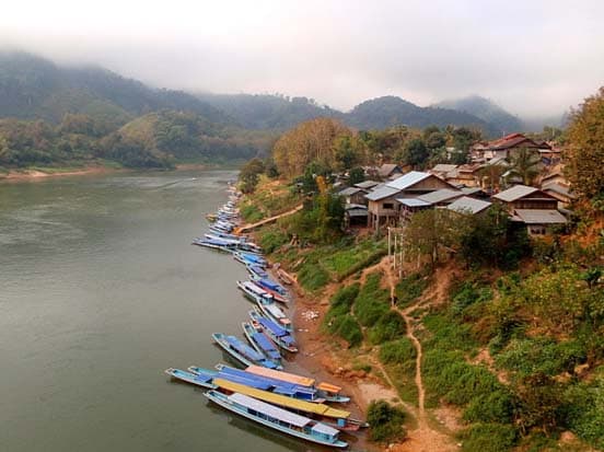 Explore Northern Laos Tours-Luang Prabang-Nongkhiau-Namkat yorlapa- Phongsaly-Luang Namtha-Muangsing-Houay Xai-Pak Beng-Luang Prabang